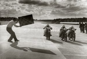 Første Thunderbird, 1949